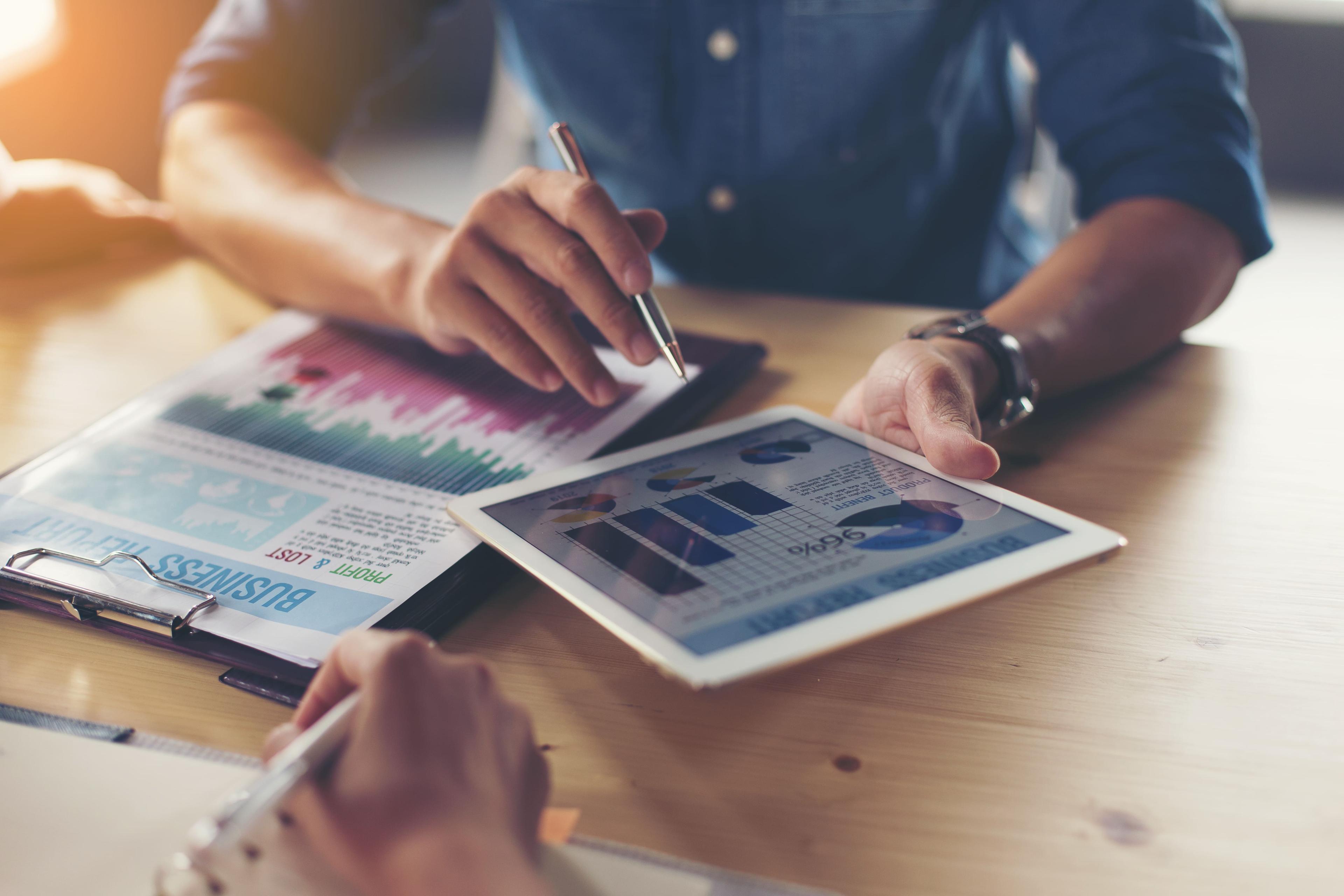 Maes_EnMarketingDigitalE-Commerce (1) (1).jpg